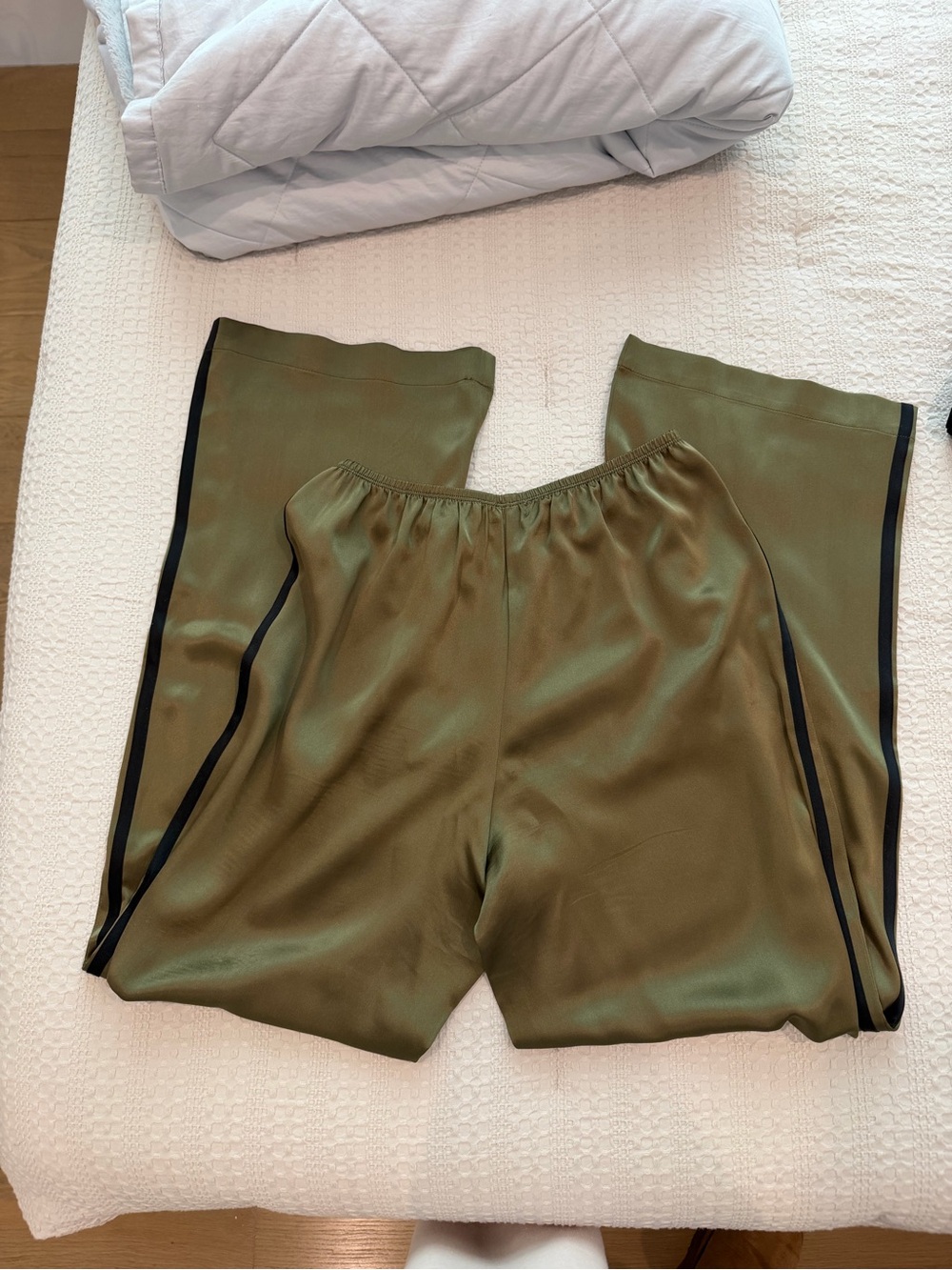 Donni silk track pant olive S - Picture 5 of 5